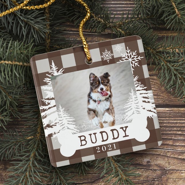 Brown Play Rustic Gräs Träd Hund Bone Pet Photo Julgransprydnad Keramik (Brown Plaid Rustic Pine Trees Dog Bone Pet Photo Ceramic Ornament)