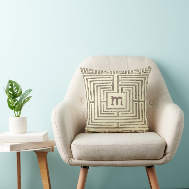 Brown Tan Monogram Tribal Labyrinth Mönster Kudde (Stol)