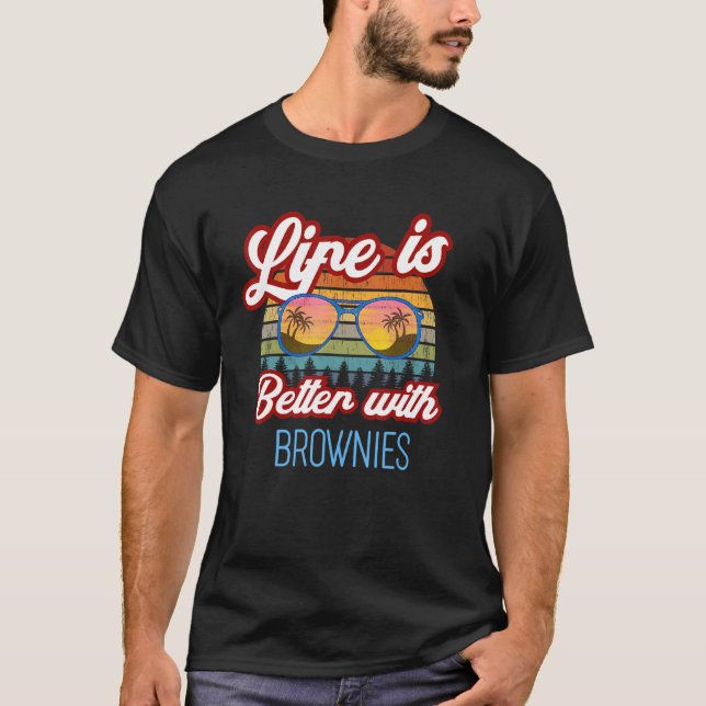 Brownie Retro Sunset. Livet är bättre med webbläsa T Shirt (Framsida)