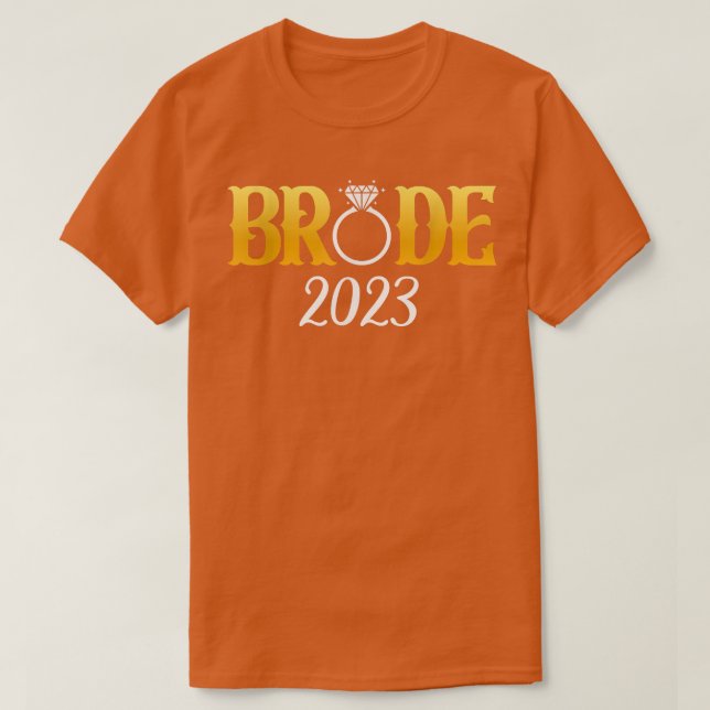 Brud 2023 För Bröllop Eller Speningsfest Matchande T Shirt (Design framsida)