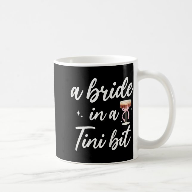 Brud 2025 Bröllop Brudpartaj Brud i en liten Bi Kaffemugg (Höger)