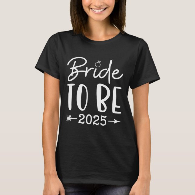 Brud att bli 2025 Möhippa Bröllop Brudparti M T Shirt (Framsida)