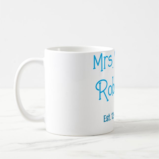 Brud att bli Mrs lägg till namn datum blå hjärta a Kaffemugg (Vänster)