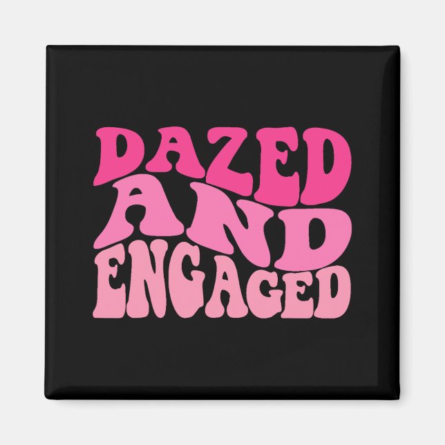 Brud att vara yr och engagerad Groovy Retro Sängo Magnet (Framsidan)
