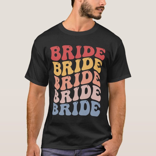Brud Groovy Bröllop Henparty Fest  T Shirt (Framsida)