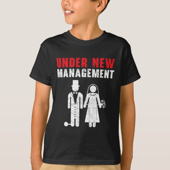 Brud och brudgum på bröllopsdagen Äktenskap Nygift T Shirt (Framsida)