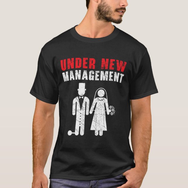 Brud och brudgum på bröllopsdagen Äktenskap Nygift T Shirt (Framsida)