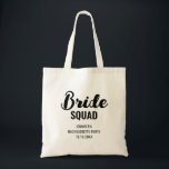 Brud Sällskap Text Bröllopsdusch Systerbrudfest Tygkasse<br><div class="desc">En enkel och stilren minimalistisk svart typografi design för en bröllopsdusch eller systrar brud fest. Den kalligrafiska texten är anpassningsbar och kan ändras till din egen fras. Du kan ändra teckensnitt, teckensnittsfärg, teckenstorlek, bokstavsavstånd och flytta texten med hjälp av Designverktyget. Om du också vill ha designen på baksidan av påsen,...</div>