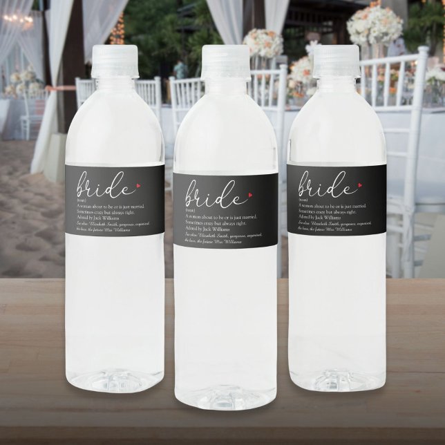 Bruddefinition, bröllopsfest elegant manus vattenflaska etikett (Bride Definition Bridal Shower Elegant Script Water Bottle Label)