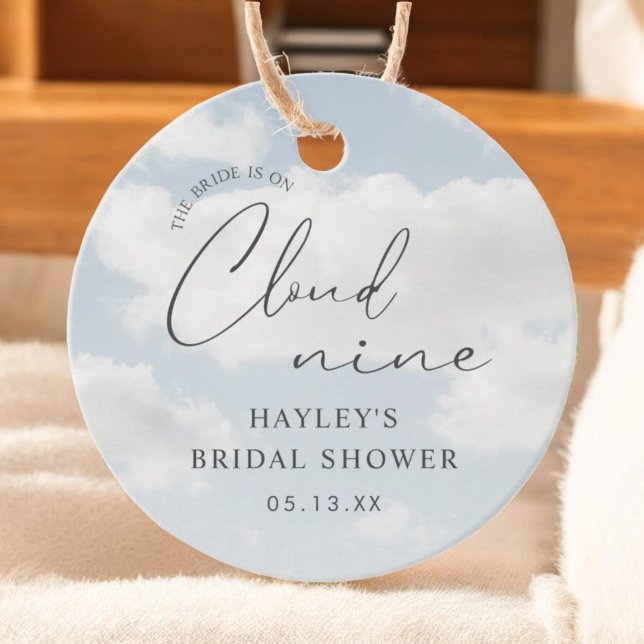 Bruden är på molnet Bröllopsfest  Gåvor Etiketter (Skapare uppladdad)