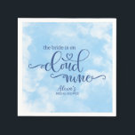 Bruden är på molnet Paper Pappersservett<br><div class="desc">Perfekt inbjudan för att fira den speciella bruden som ska bli!

Handla våra matchande digitala artiklar i vår Etsy-butik:
https://www.etsy.com/shop/BDPDesignsWeddings?ref=seller-platform-mcnav&search_query=ON CLOUD NINE</div>