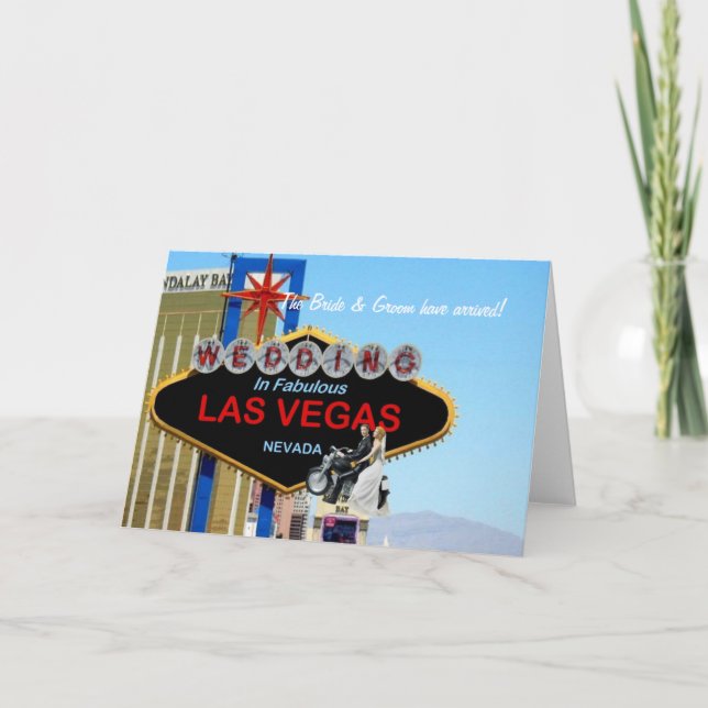 Bruden & brudgummen har ankommit! Gifta sig i Las Kort (Framsida)