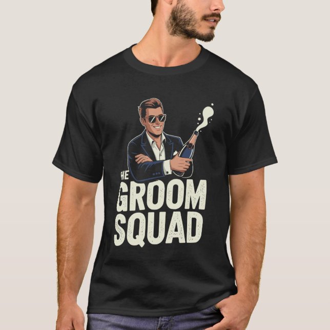 Brudgumstruppen Solglasögon Bröllop Sängvätning  T Shirt (Framsida)