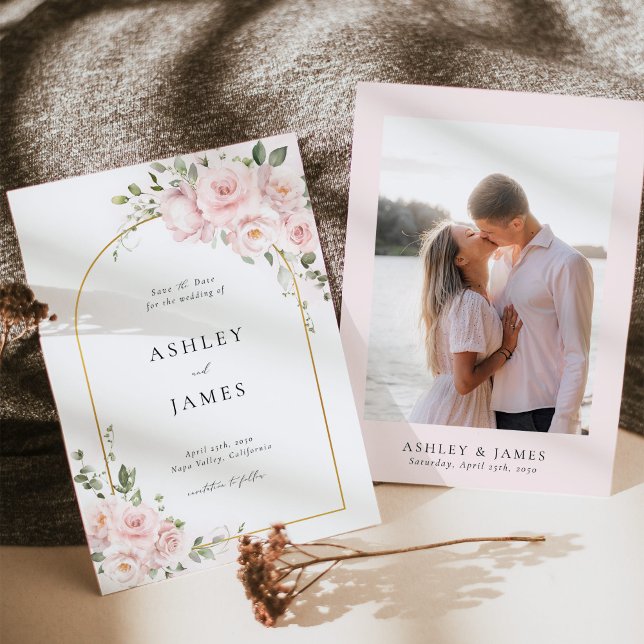 Brudrosalöd Pink Rosa Blomsterbåge Bröllop Spara D Datumet (Blush pink floral arch save the date wedding card with elegant typography and soft watercolor roses)