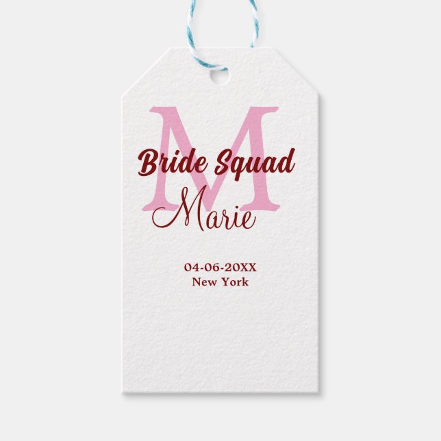 Brudtärna lägg till namn monogram brudtärna rosa d presentetikett (Framsidan)