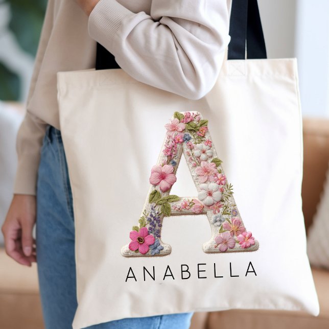 Brudtjänst | Anpassad monogram blommig falsk effek Tygkasse (Cottagecore Flower Initial Bridesmaid Gift | Vintage Wildflower Alphabet Teacher Appreciation Bag)