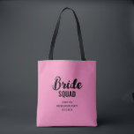 Brudtuppnamn Bröllopsfest Spenalös-fest Tygkasse<br><div class="desc">En enkel och stilren minimalistisk rosa och svart design för en bröllopsfest eller möhippa. Den kalligrafiska texten är anpassningsbar och kan ändras till din egen fras. Du kan ändra teckensnitt,  teckensnittsfärg,  teckensnittsstorlek,  bokstavsavstånd,  bakgrundsfärg och flytta texten med hjälp av Designverktyget.</div>