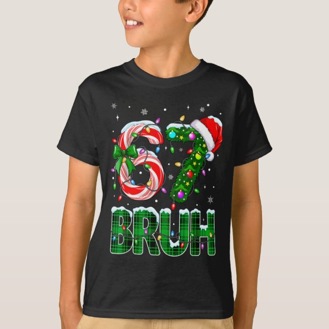 Bruh 67 Six Seven 6 7 Meme Christmas Tree Candy Ca T Shirt (Framsida)