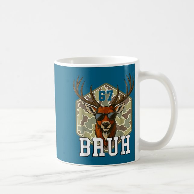 Bruh Deer 67 Funny Deer Hunting Camo Hat Youth Tee Kaffemugg (Höger)
