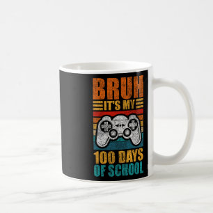 Bruh Det Är Min 100:e Skoldag Gamer Pojke 100:e Sk Kaffemugg
