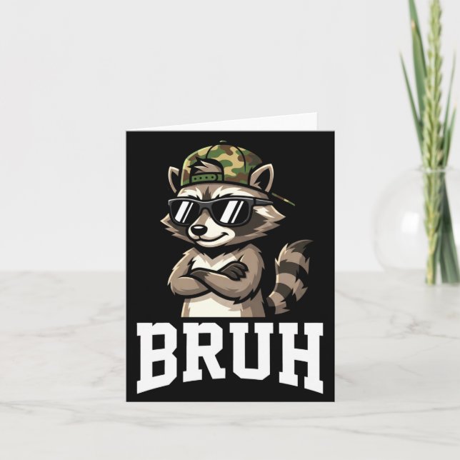 Bruh Raccoon Camo Hat Funny Youth Teens Kids Slang Kort (Framsida)