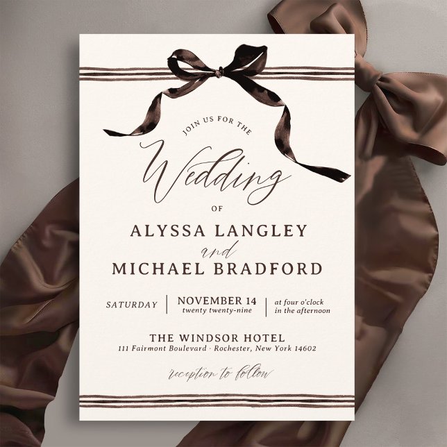 Brun akvarellbåge Elegant Enkel Elfenbensvit Bröll Inbjudningar (Modern brown watercolor coquette bow elegant ribbon simple qr code details ivory wedding invitation)