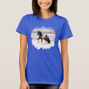 Brun Bay Pinto Gypsy Vanner Draft Horse i Snö T Shirt