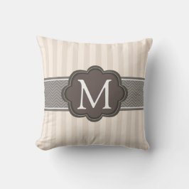 Brun beställnings- Monogram för eleganta randar Kudde