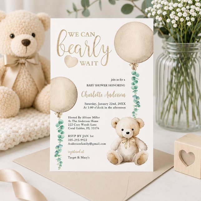 Brun Björn Knappt Väntar Baby Shower Inbjudan (Baby shower invitation with soft elegance)