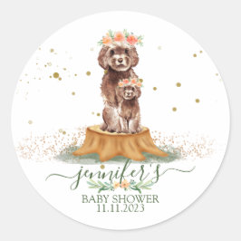 Brun Cavapoo med blomkrona Baby Shower Runt Klistermärke