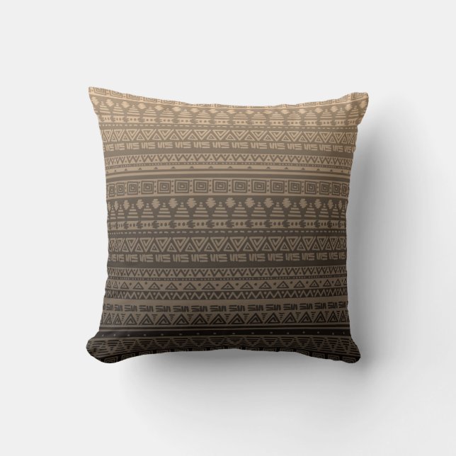 Brun etnisk ornament kudde (Framsida)