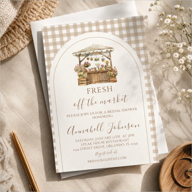 Brun Gingham Fresh Off The Market Bröllopsdusch Inbjudningar (Skapare uppladdad)