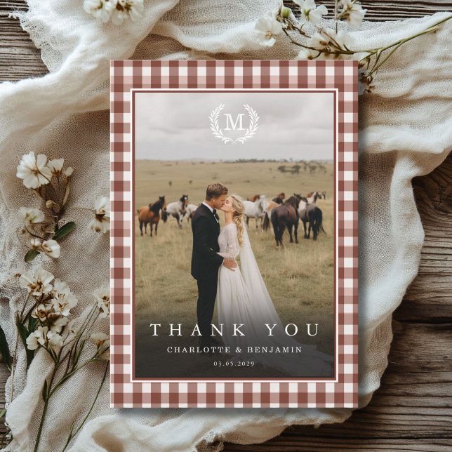 Brun Gingham Monogram Krön 2 Foto Tack Kort (Brown Gingham Monogram Crest 2 Photo Thank You Card)