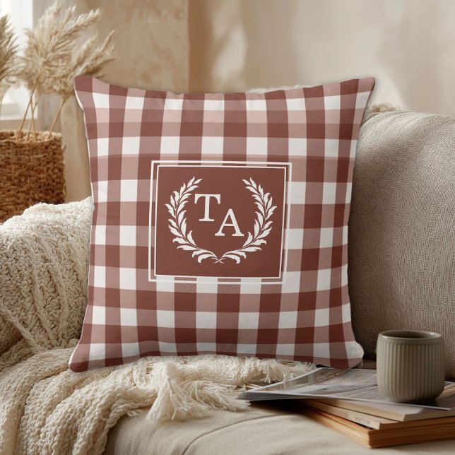Brun Gingham Monogramm Topp Kudde (Brown Gingham Monogram Crest Custom Throw Pillow)