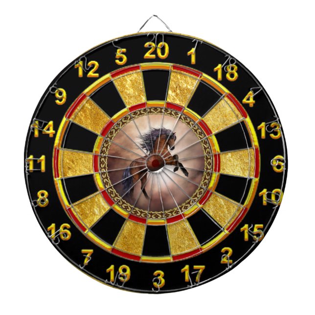 Brun häst för Friesian som fostrar upp med dimmiga Piltavla (Framsidan)