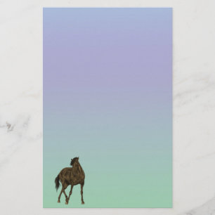Brun häst i Vind Pastel Stationery Papper