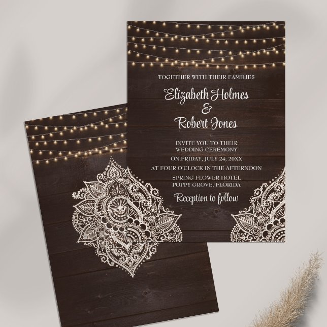 Brun inbjudan till träbröllop (Brown Rustic Wooden Wedding Invitation on white table)