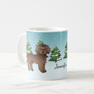 Brun Mini Goldendoodle Hund I En Vinter Skog Kaffemugg