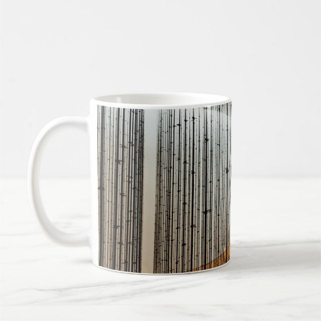 Brun och svart illustration kaffemugg (Vänster)