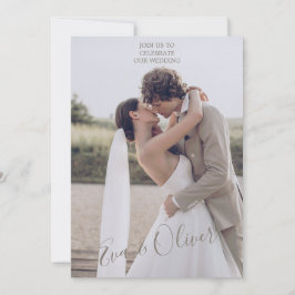 Brun och vit minimal inbjudan till Pappra Struktur