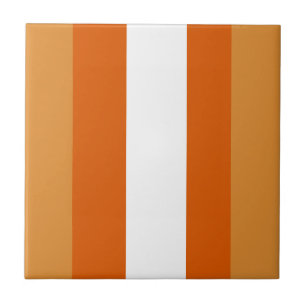Brun, orange och vitt rand kakelplatta