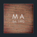Brun rustic tegelsten lägg till namn bokstav år da magnet<br><div class="desc">design</div>