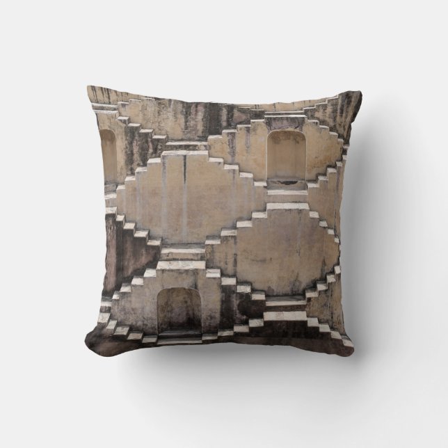 Brun tempeldesign kudde (Framsida)