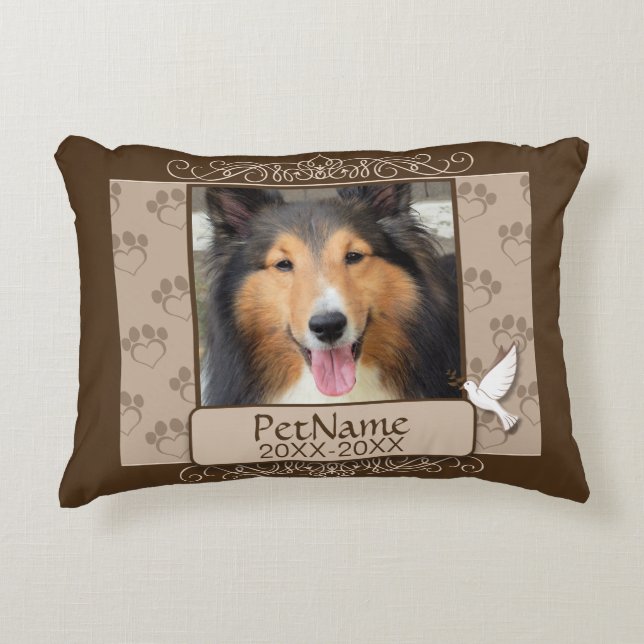 Bruna Calligraph virvlar runt Prydnadskudde (Framsidan)