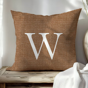 Bruna Monogrammerade Kuddar i Burlap