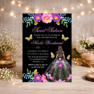 Brunett kvinna i mexikansk blomklänning Sweet 16 Inbjudningar