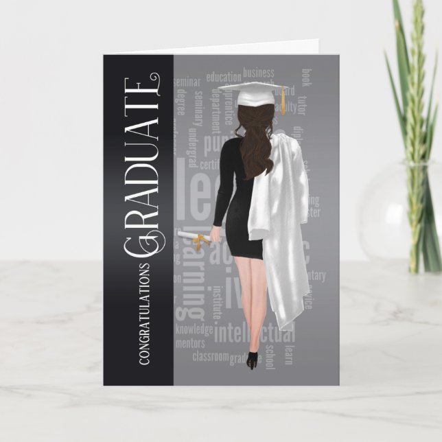 Brunette White Cap och Gown Female Student Card Kort (Framsida)