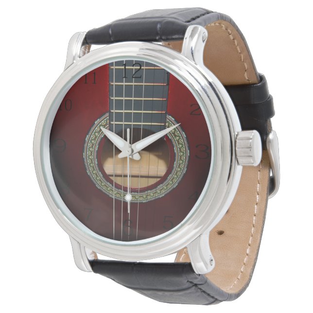 Brungul guitar och strängar, armbandsur (Vinklad)