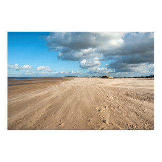 Brunnar bredvid havsstranden fototryck