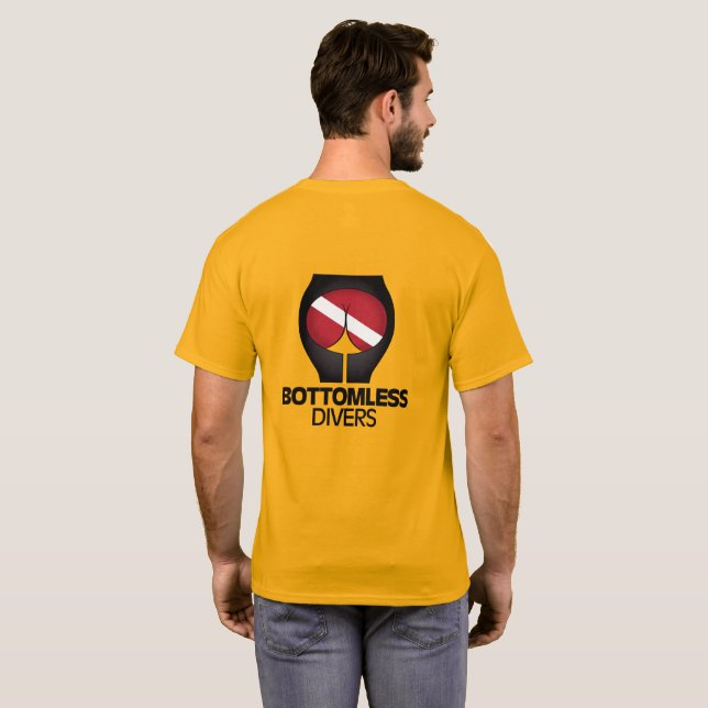 Brunnen hängde den bottenlösa dykareT-tröja T Shirt (Hel baksida)